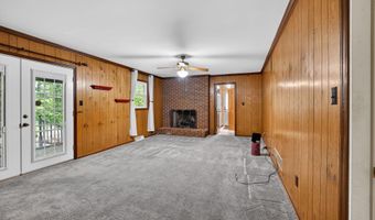 6 DONNA Dr, Bear, DE 19701