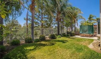 823 S Parkglen Pl, Anaheim, CA 92808