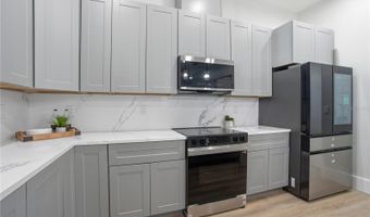 5719 PENINSULAR Dr, Belle Isle, FL 32809