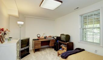 13 AVALON Ct, Bethesda, MD 20816