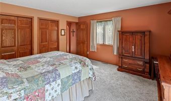 150 Lake Dr E, Annandale, MN 55302