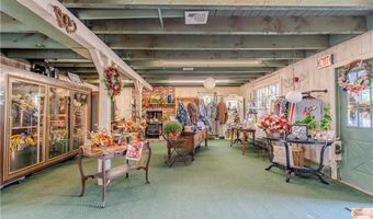 1688 Old Louisquisset Pike, Lincoln, RI 02865