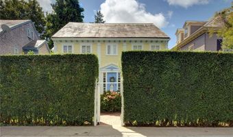 5 Pell St, Newport, RI 02840