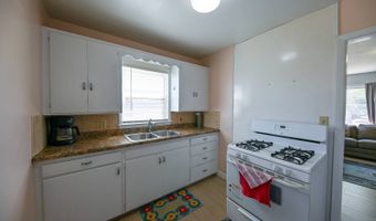 1008 7th, Arapahoe, NE 68922