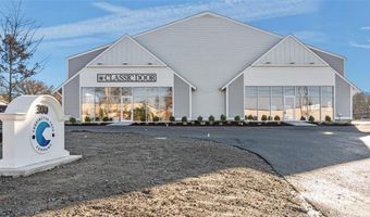 300 Coddington Hwy 202 & 204, Middletown, RI 02842