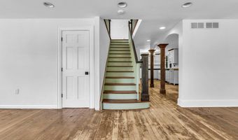 4 Oneida Ave, Atlantic Highlands, NJ 07716