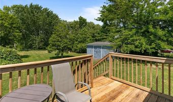 61 Richmond St, Bristol, RI 02809