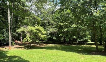 748 Northwoods Dr, Ball Ground, GA 30107