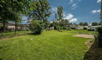 7614 General Meade Ln, Affton, MO 63123