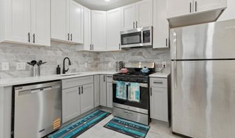 3804 MANAYUNK Ave, Philadelphia, PA 19128