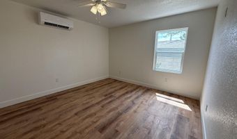 911 S 4th St, Artesia, NM 88210