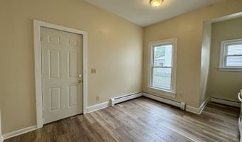 251 Black Rock Ave 1R, Bridgeport, CT 06605