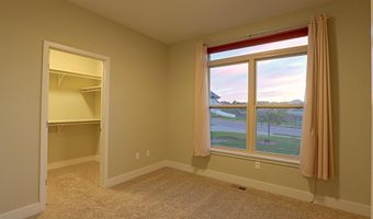2793 Croydon Dr, Casper, WY 82609