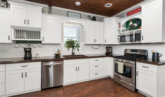 16805 266th Rd, Atchison, KS 66002