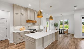 722 Julesburg Ln, Benton, LA 71006