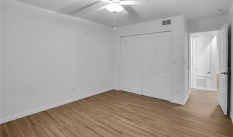 468 W PAR St 468, Orlando, FL 32804