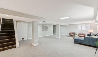 2431 N NOTTINGHAM St, Arlington, VA 22207