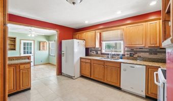 603 E Main St, Anna, OH 45302