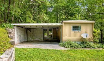 5203 Howardsville Rd, Apison, TN 37302