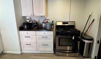 545 Park Ave, Cranston, RI 02910