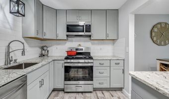 137 Florence Rd 1A, Branford, CT 06405