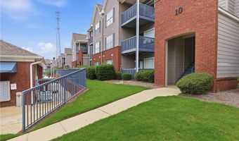 1114 S COLLEGE St S 10-303, Auburn, AL 36830
