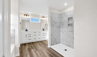 127 Hunter Ridge Dr, Boiling Springs, SC 29316