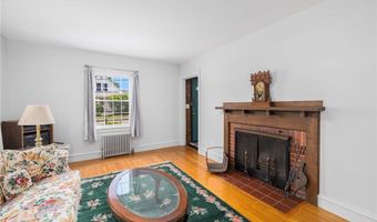 154 Chapmans Ave, Warwick, RI 02886
