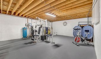 212 Vickery Rd, Auburn, ME 04210