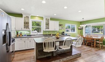 765 E Main St, Anoka, MN 55303