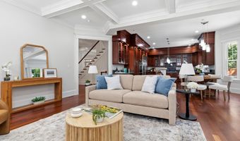 7527 WESTFIELD Dr, Bethesda, MD 20817