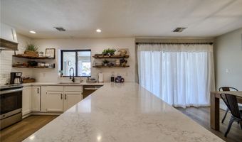808 Park Crest Dr, Bullhead City, AZ 86429