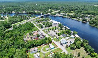 55521 Front St, Astor, FL 32102