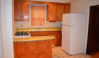 230 W State St, Athens, OH 45701