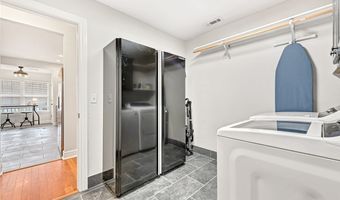701 SW Maidstone Ave, Bentonville, AR 72712