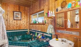 784 Twin Rivers Rd, Athol, ID 83801