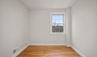 323 STRATFORD Rd, Baltimore, MD 21228