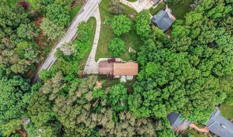 540 Roundtree Dr NE, Ada, MI 49301