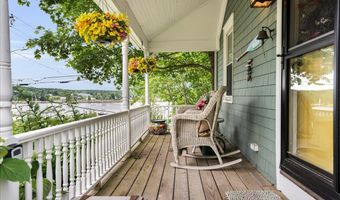 23 Commercial St, Belfast, ME 04915