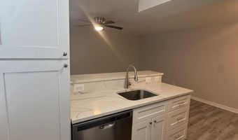 131 S COURTHOUSE Rd 2, Arlington, VA 22204