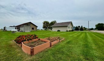 1102 11th Ave, Britton, SD 57430