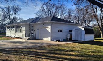 309 N Roan St, Algona, IA 50511