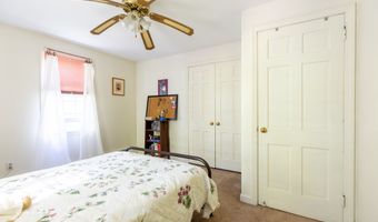 33 Forge Dr, Avon, CT 06001