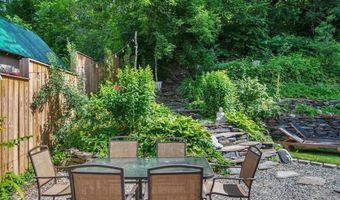 46 ST Hyacinth, Bethel, VT 05032