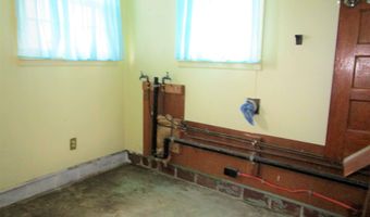 607 Lincoln, Ackley, IA 50601