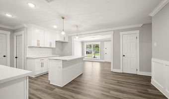 7658 Gov Blanchard Dr, Baton Rouge, LA 70811
