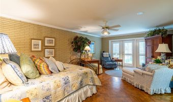1821 Clare Dr, Alice, TX 78332