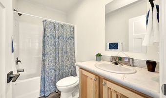 490 Moffit Ln, Springfield, OR 97477