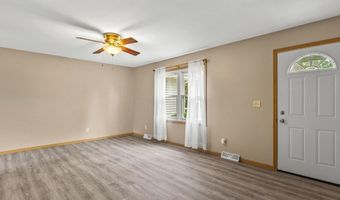 118 W Hawley St, Amboy, IL 61310