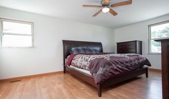 724 Hunters Run, Columbus, OH 43230